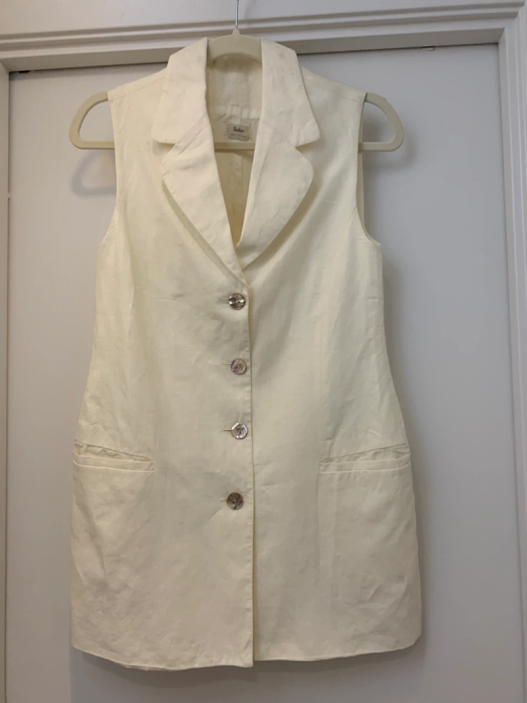 100 Linen Sisley Sleeveless Blazer Ivory XS