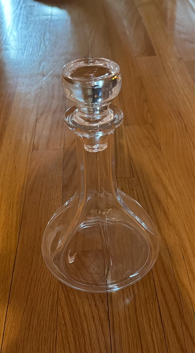 Clear Glass Wine Decanter