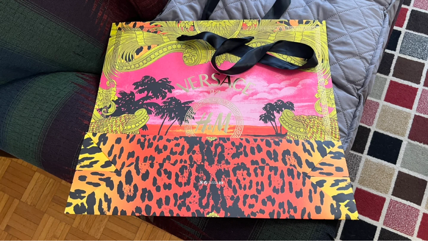 Versace x H&M Shopping Bag - photo 2