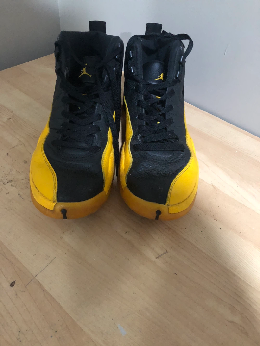 Air Jordan 12 Retro Taxi - Black Yellow