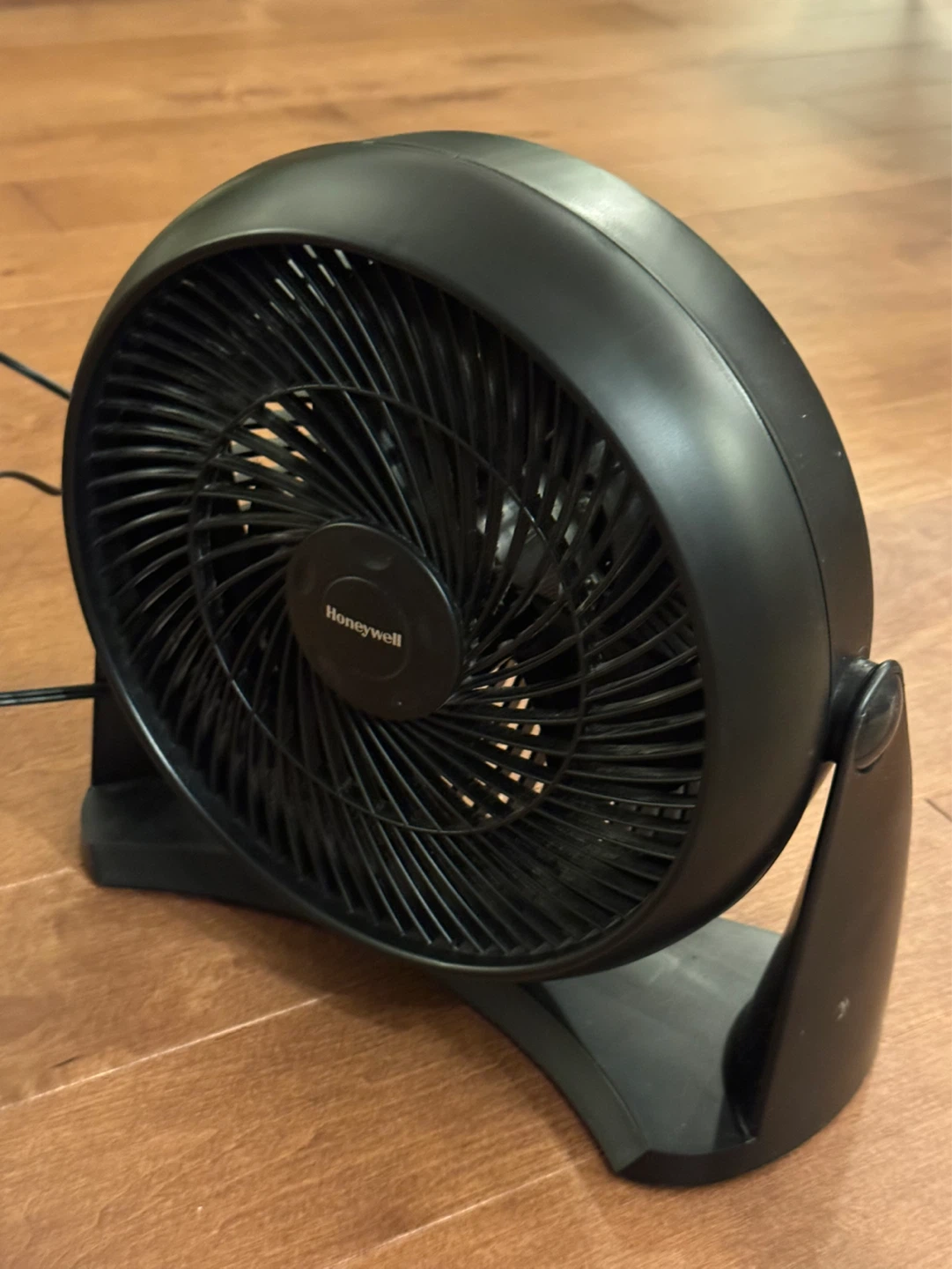 Honeywell HT-908 TurboForce Room Air Circulator Fan