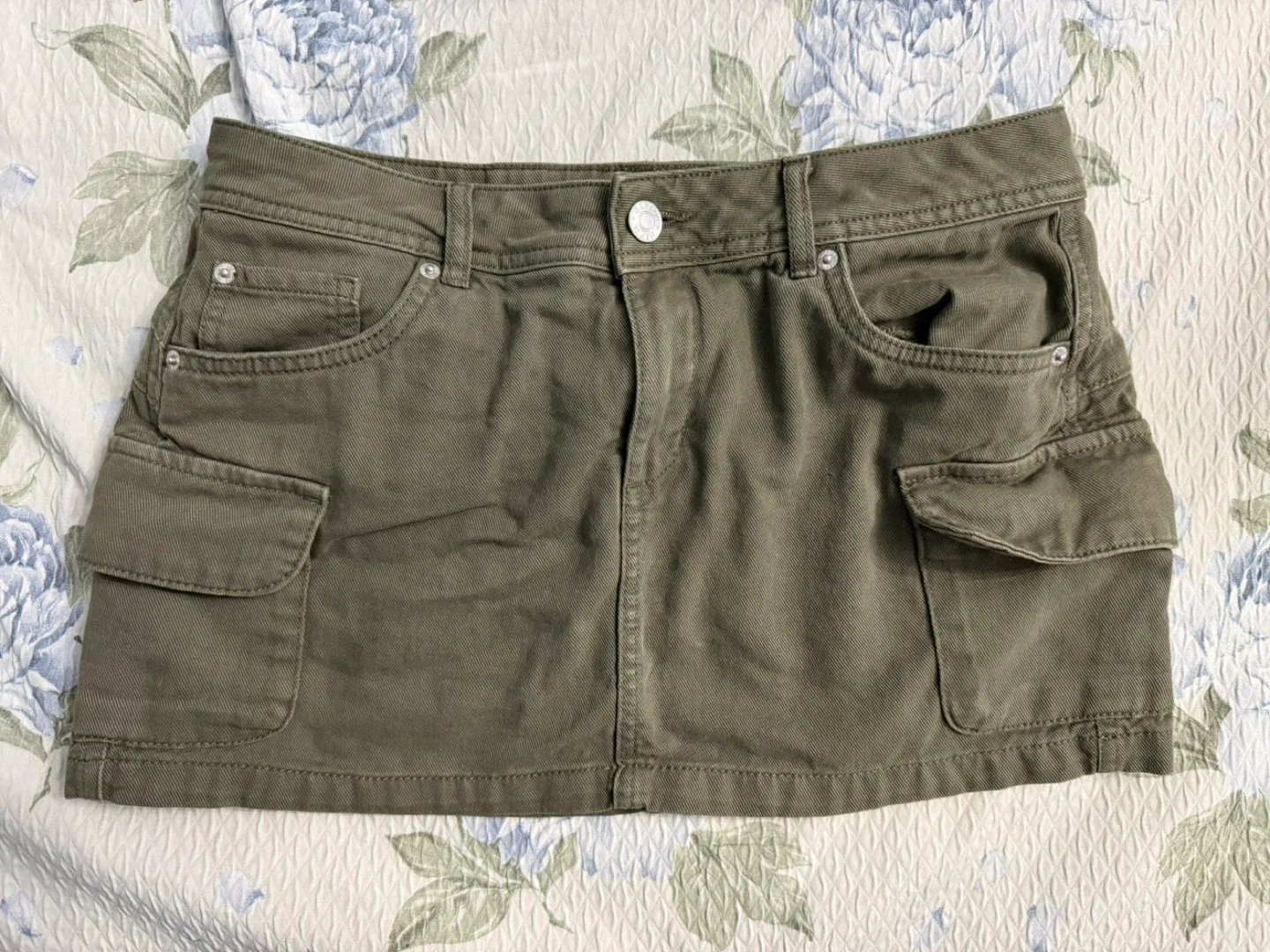 Garage Cargo Mini Skirt - Olive Green