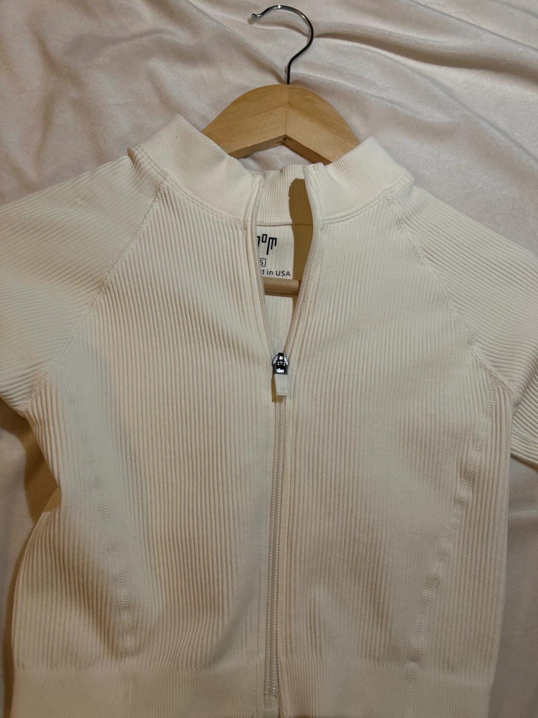 TALLULAH RIBBED ZIP SWEATER