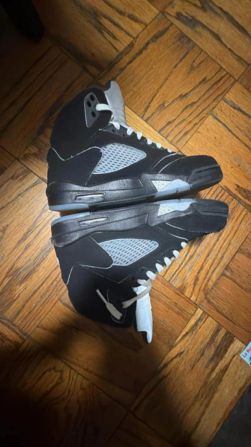 Jordan 5 metallics - photo 4