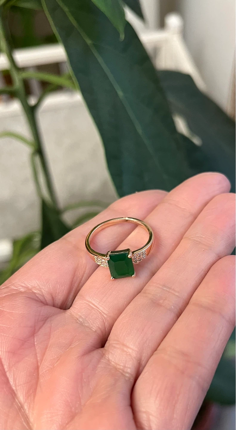 Emerald inspired Ring.  Gold plated size 8 - photo 2