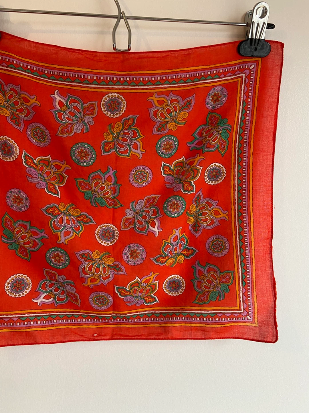 Vintage Red Paisley Square Scarf - photo 3