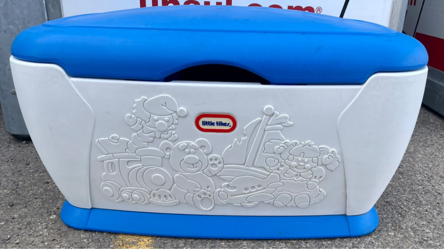 Little Tikes Toy Chest 90cm x 60cm x 50cm