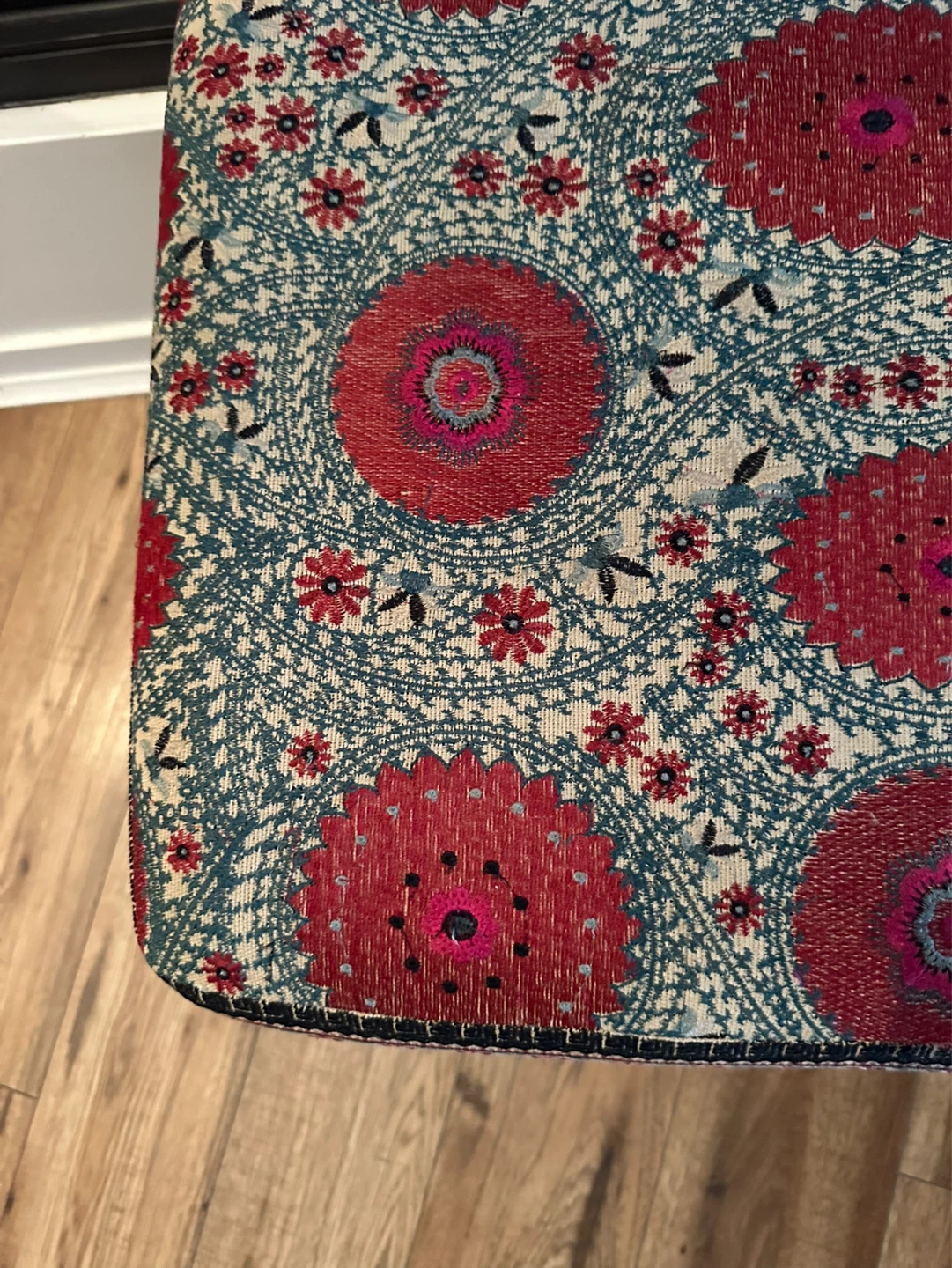 Upholstered Bench with Floral Embroidery - photo 2