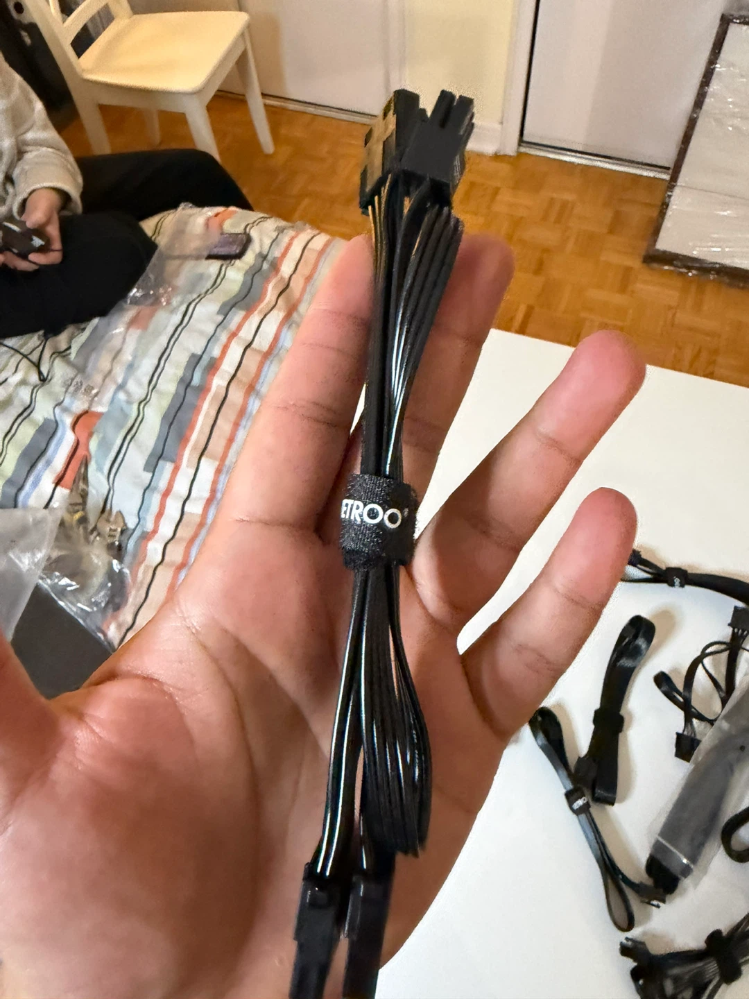 VEROO PSU Cable Extension Kit - photo 2