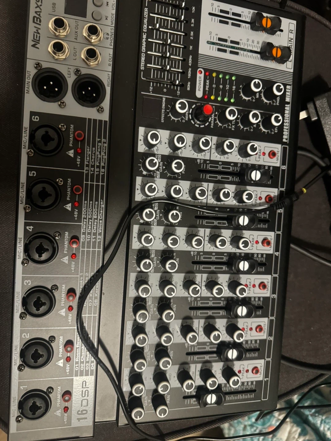 NewBax MX06   Channel Mixing Console