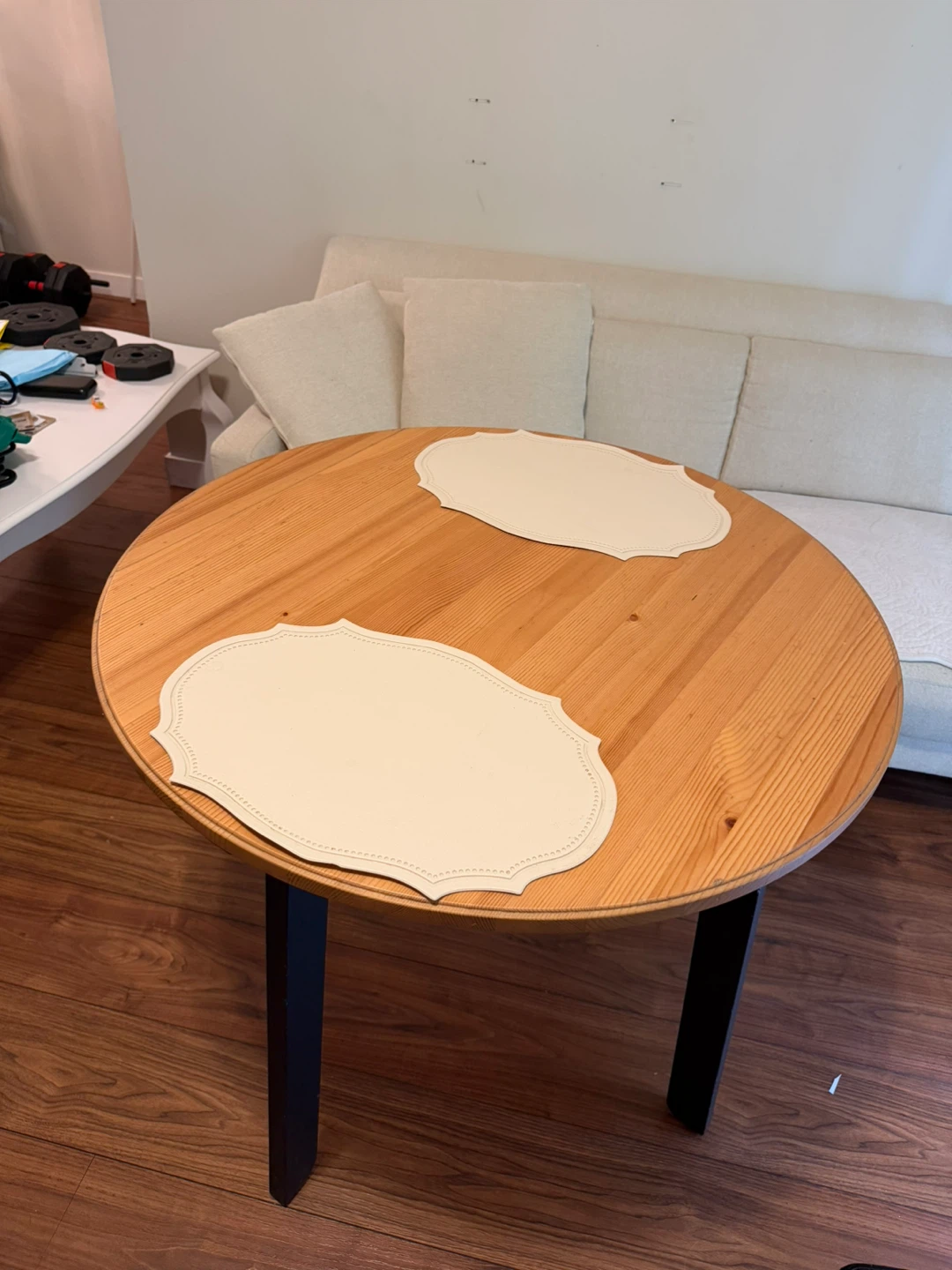 Ikea Round wood dining table with 2 chairs - photo 2