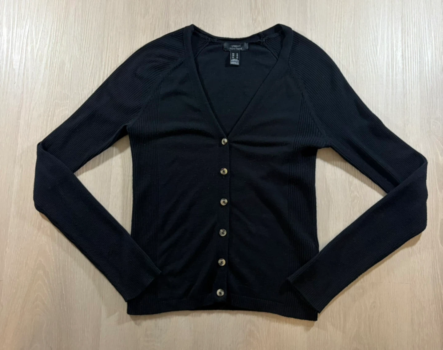 Lot of 6 Tops - Various Brands and Styles - photo 2