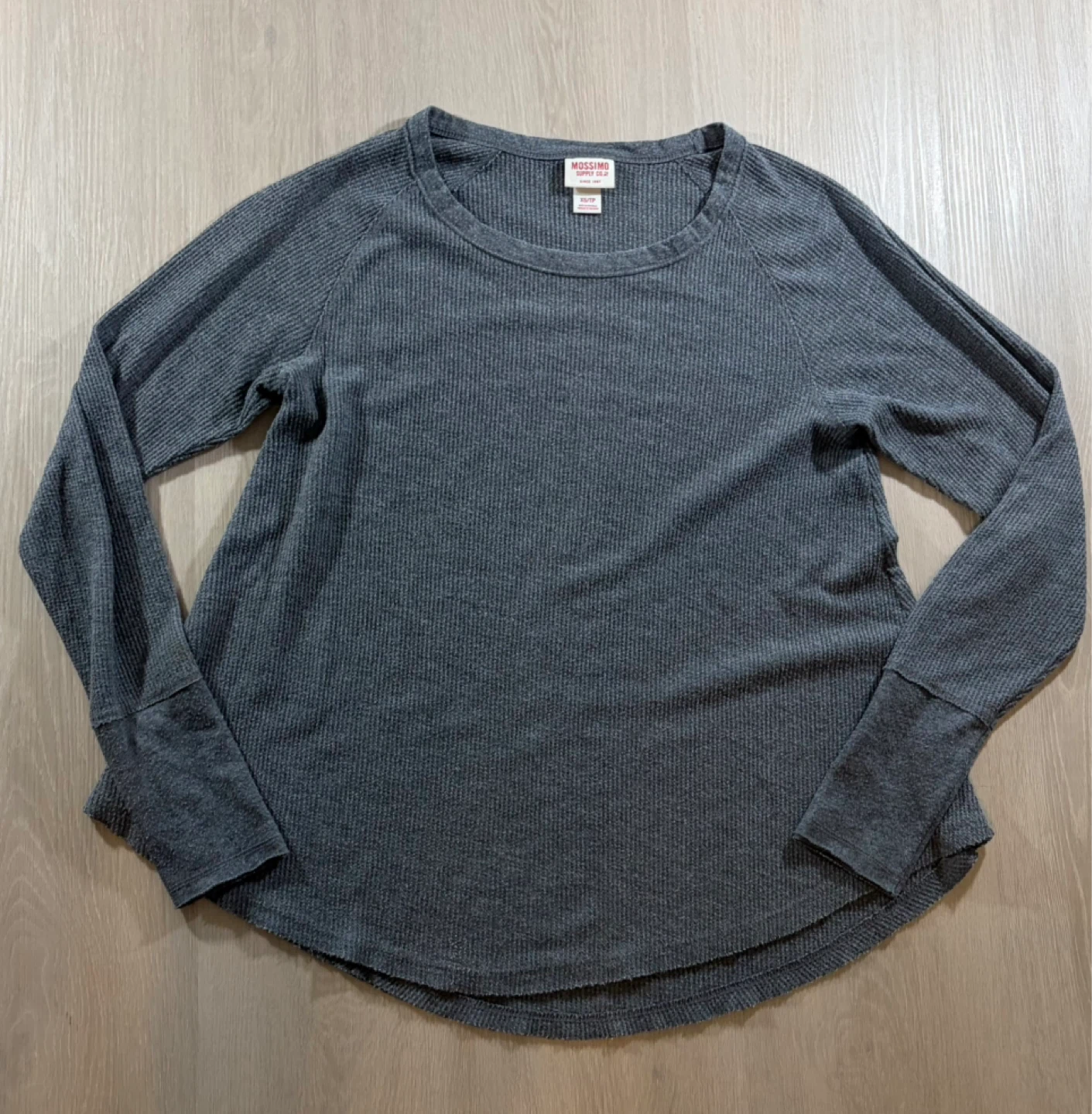 Lot of 6 Tops - Various Brands and Styles - photo 3