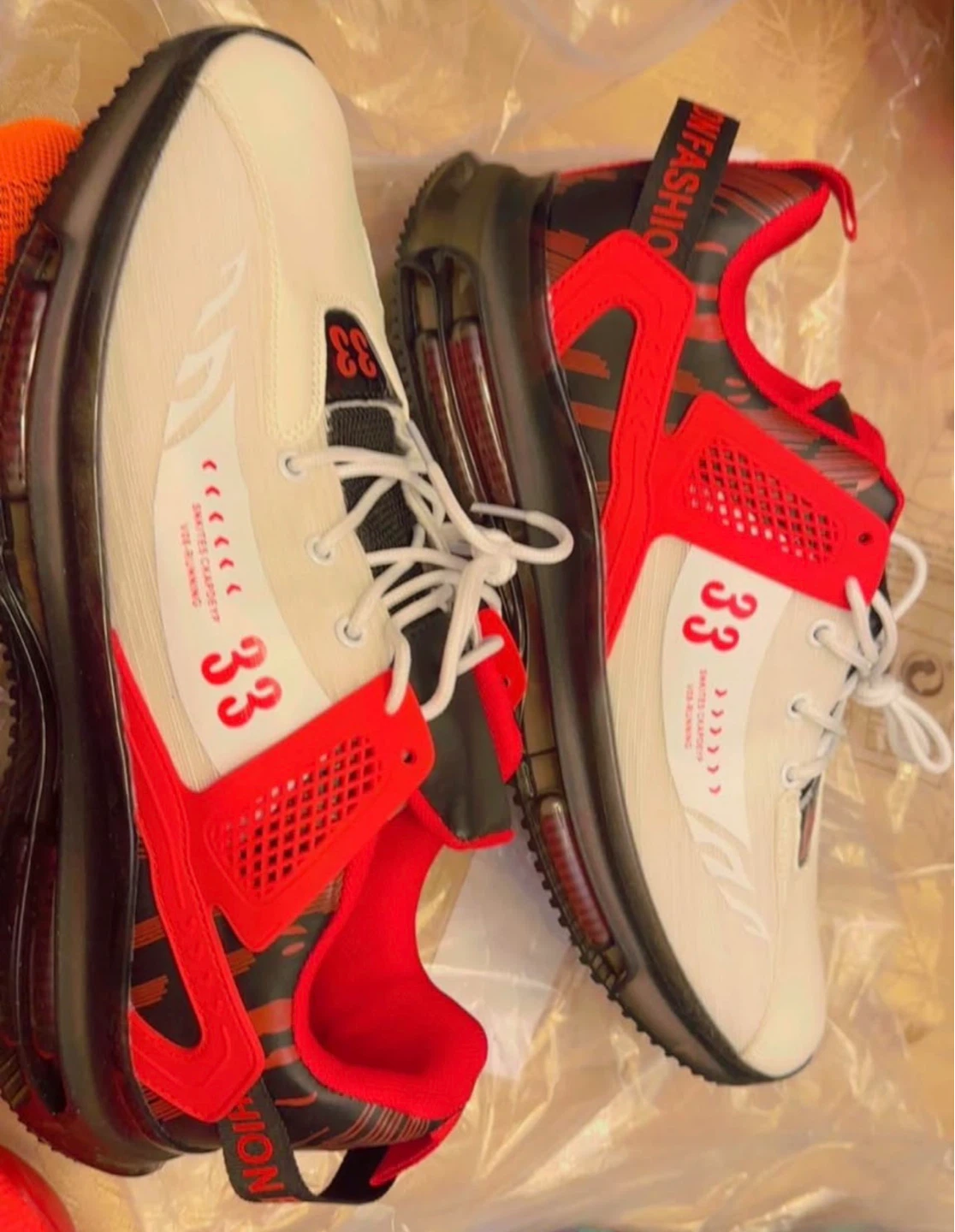 Fashion Sneakers 33 White Red Running Shoes