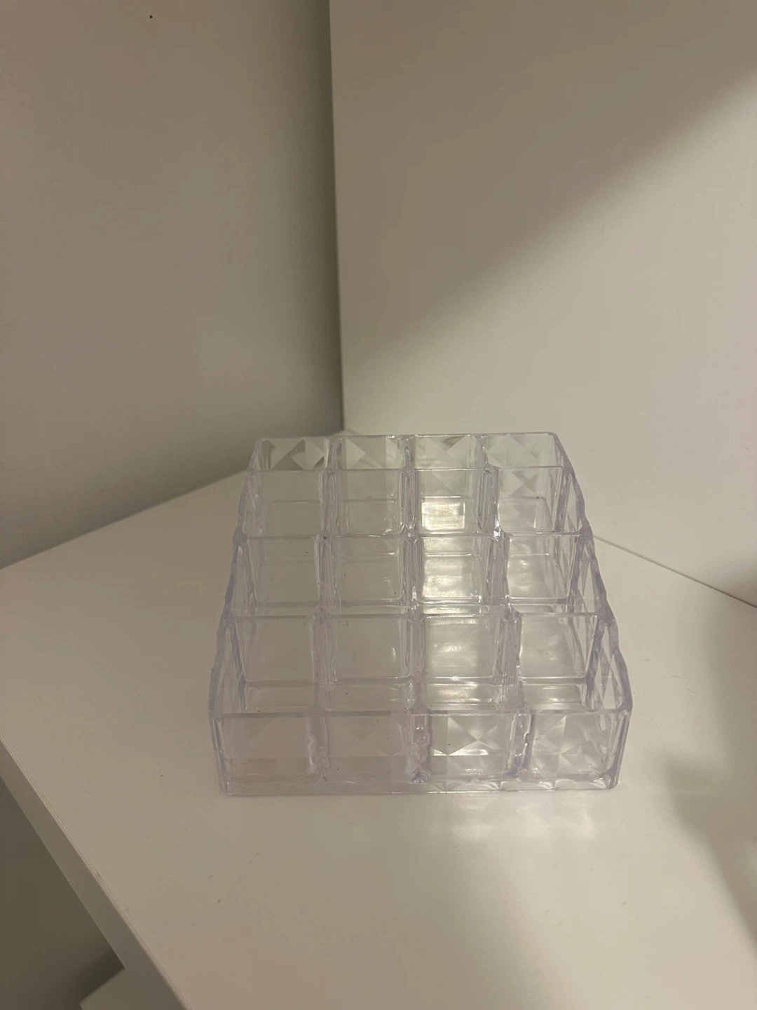 LIPSTICK ORGANIZER