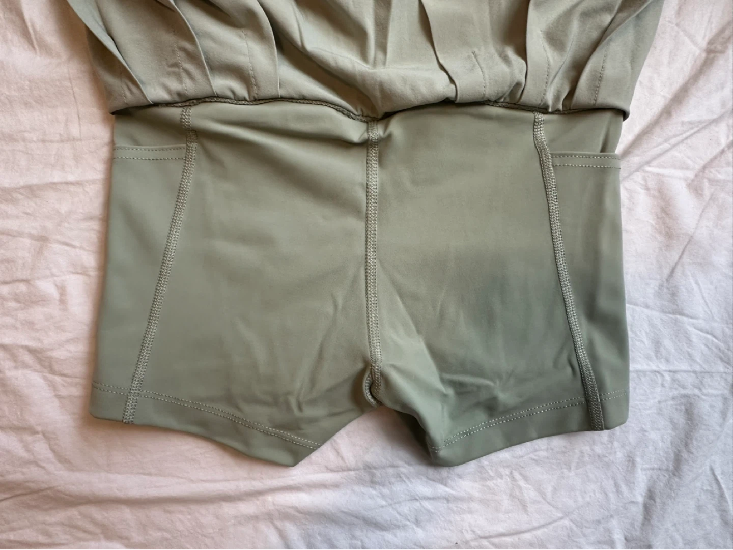 Aritzia skort - photo 2
