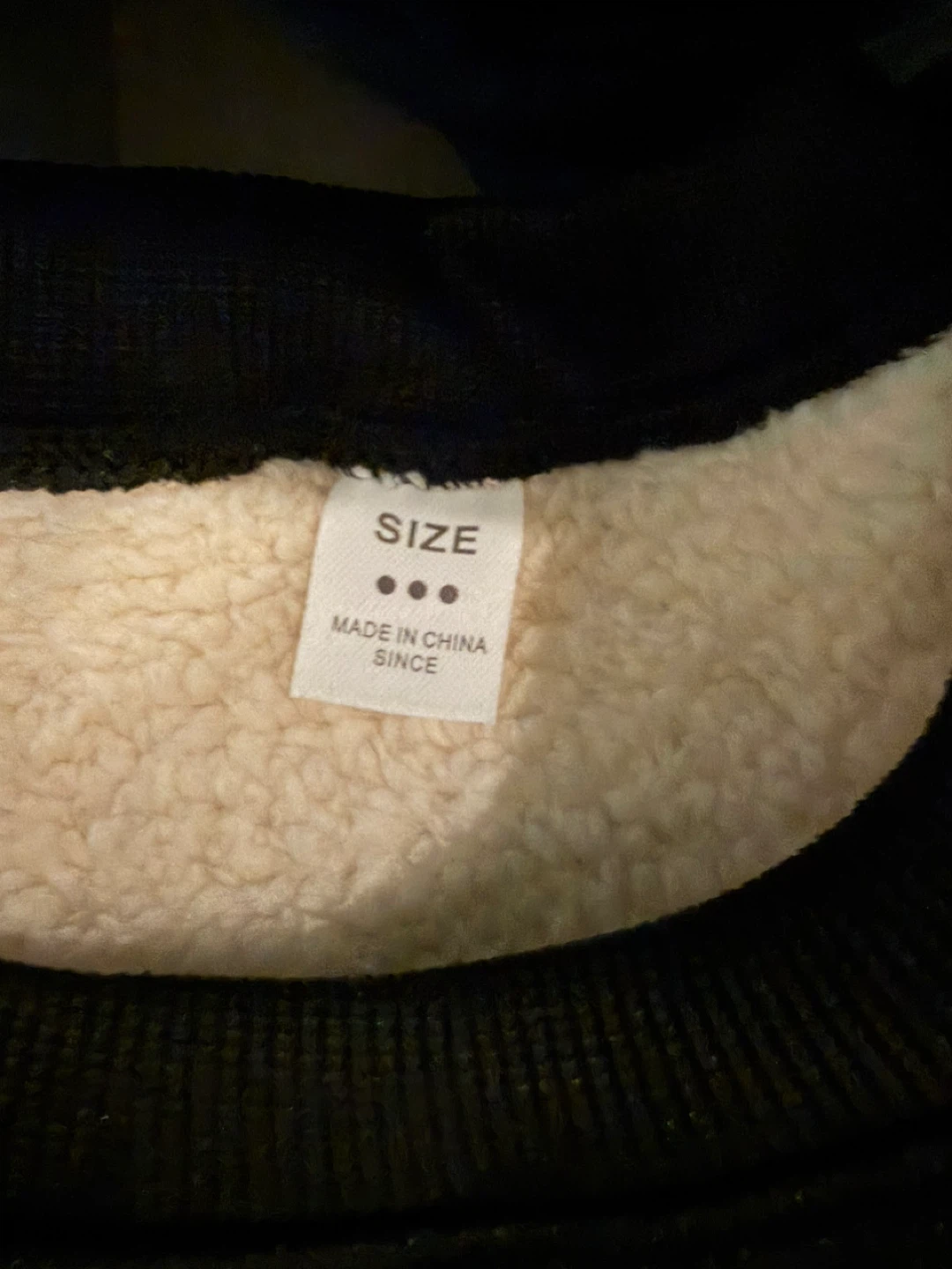 Lululemon Size 2 Black Puffer Vest - photo 3