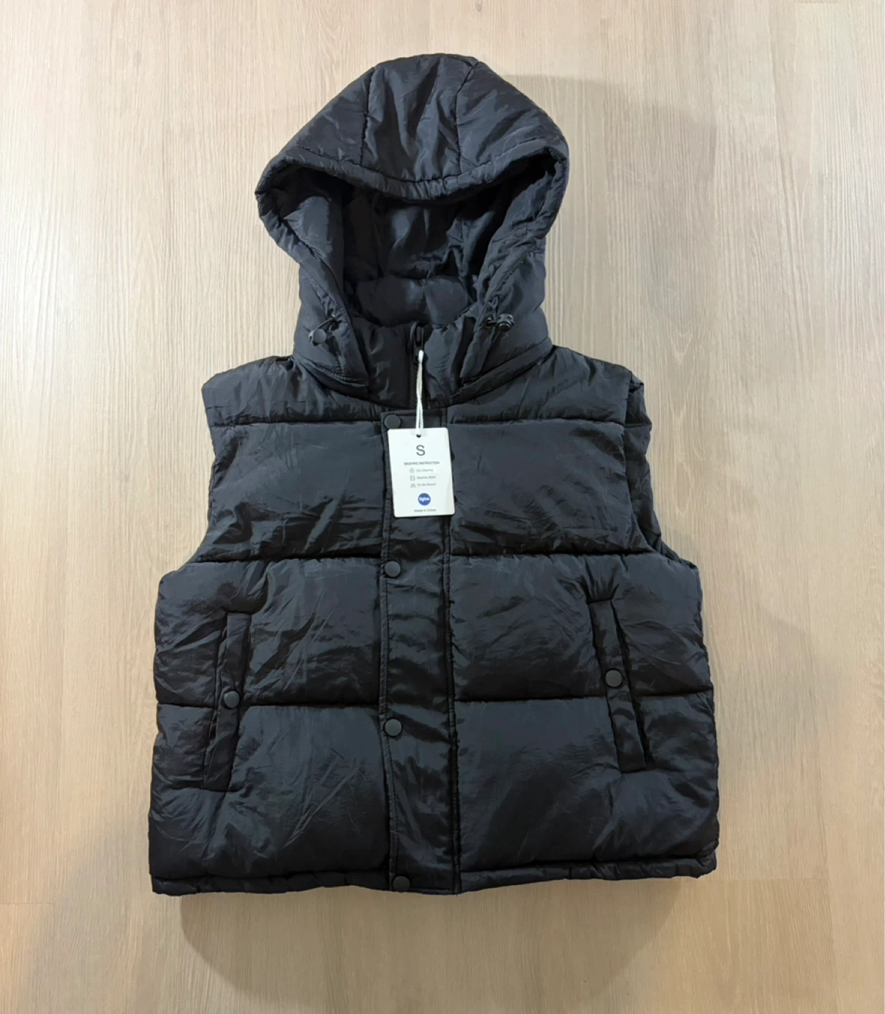 Lululemon Size 2 Black Puffer Vest - photo 5