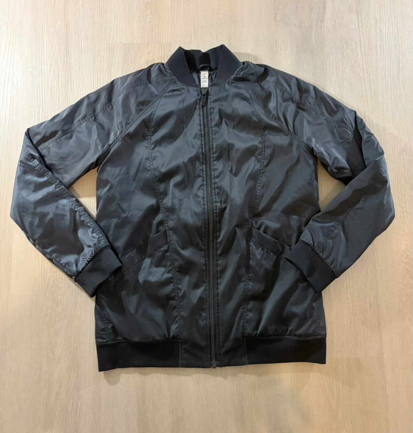 Lululemon Size 2 Black Puffer Vest - photo 2