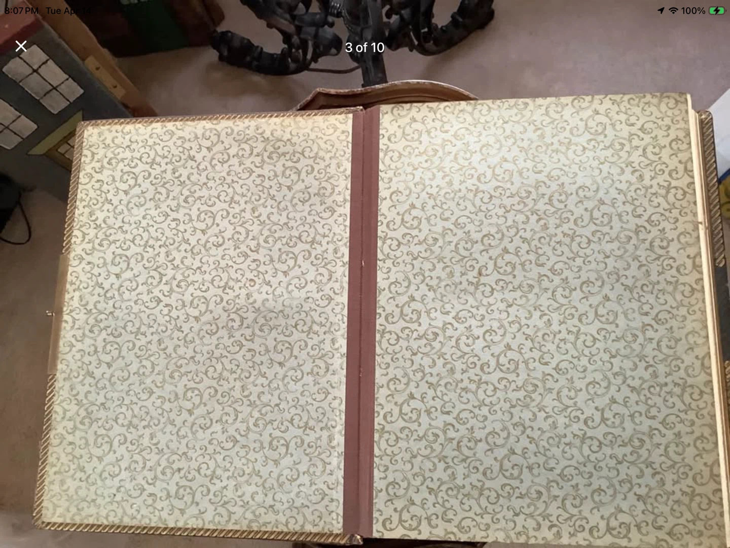 Antique Floral Embossed Leather Photograph Album 🐞 - photo 2