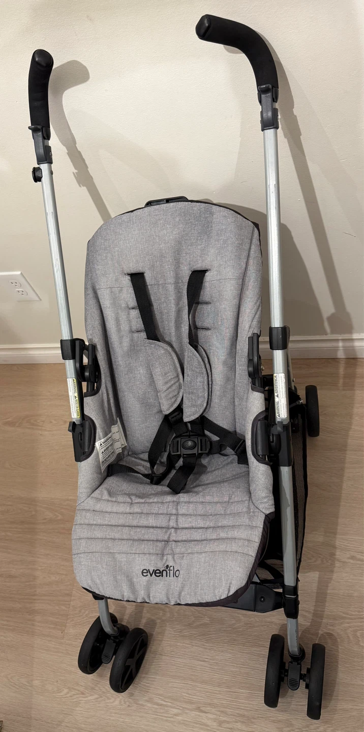 Evenflo Lightweight Stroller - photo 3