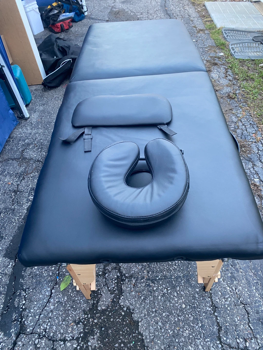 SK Portable Folding Massage Table w/ Carry Case