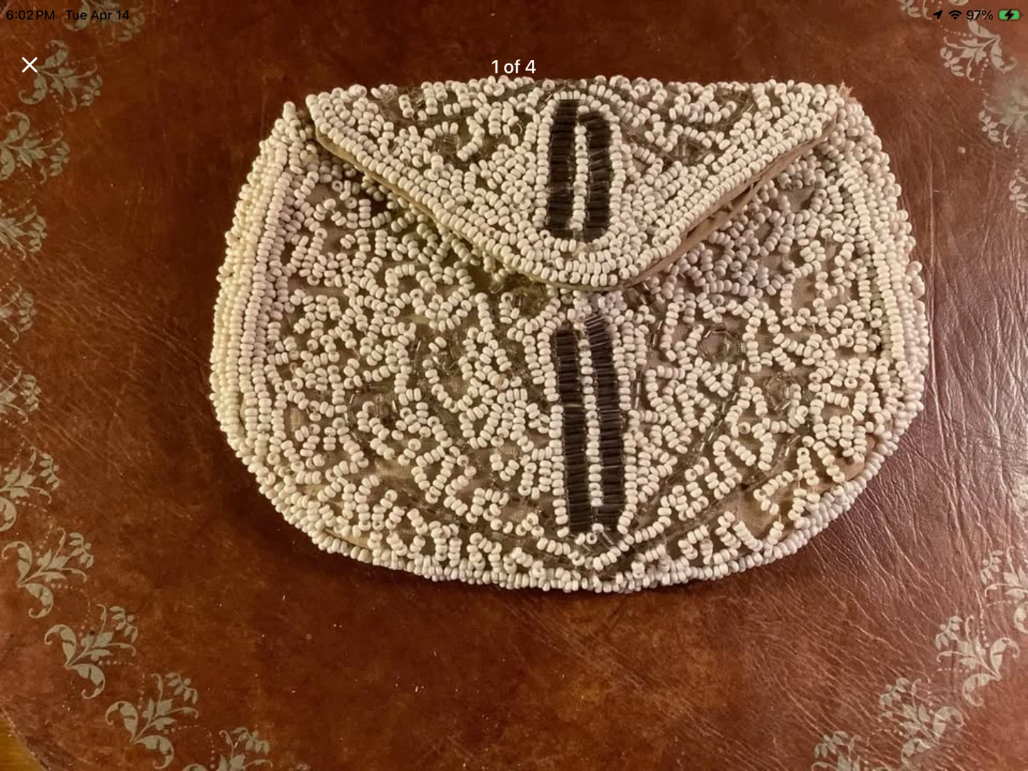 Art Deco Embroidered Beaded Pochette/Finger Clutch 🐞