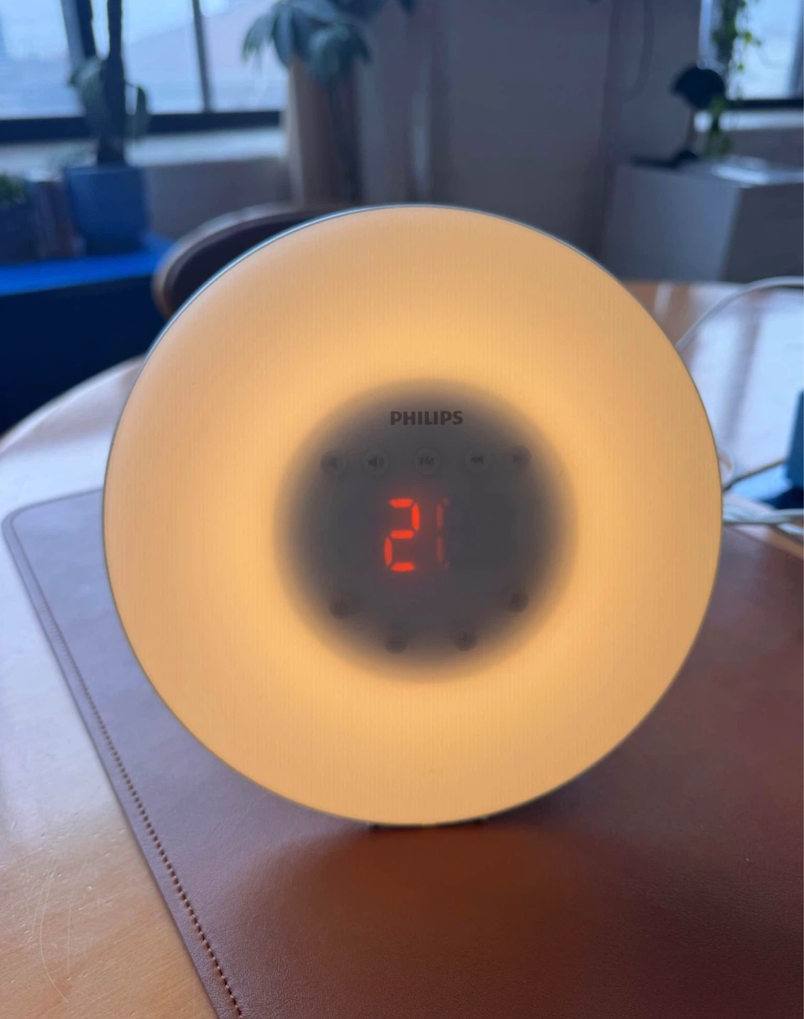 Philips Wake-Up Light Alarm Clock - photo 2