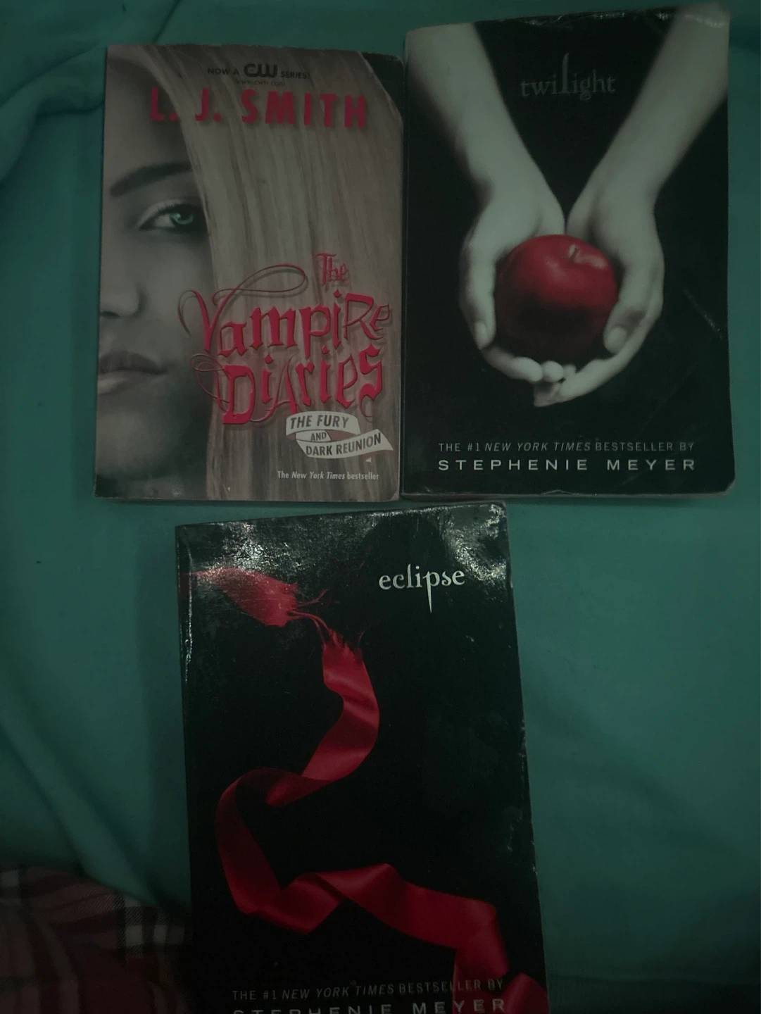 Twilight Saga & Vampire Diaries Book Bundle
