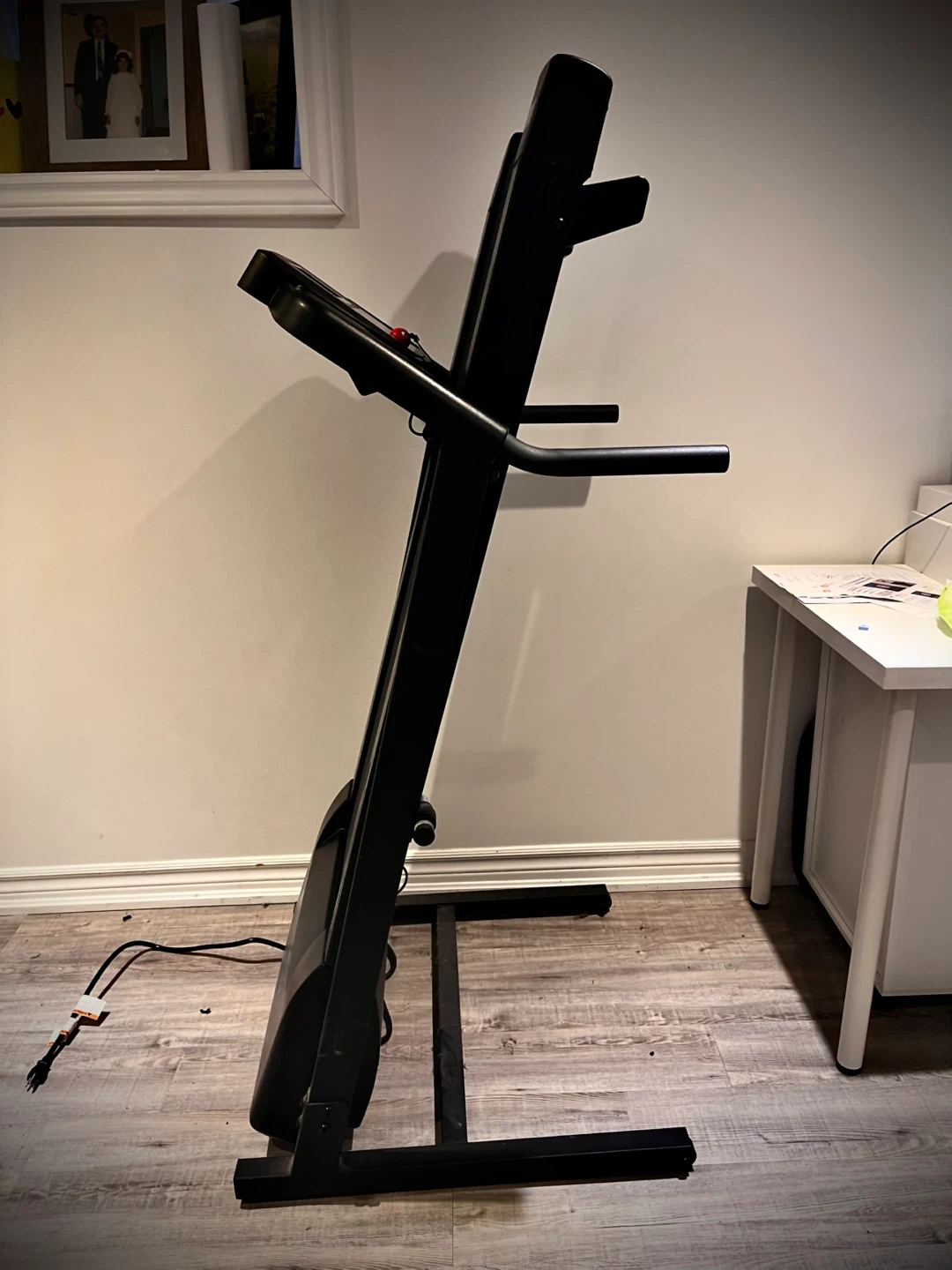Weslo Cadence G 3.9 Treadmill - photo 5