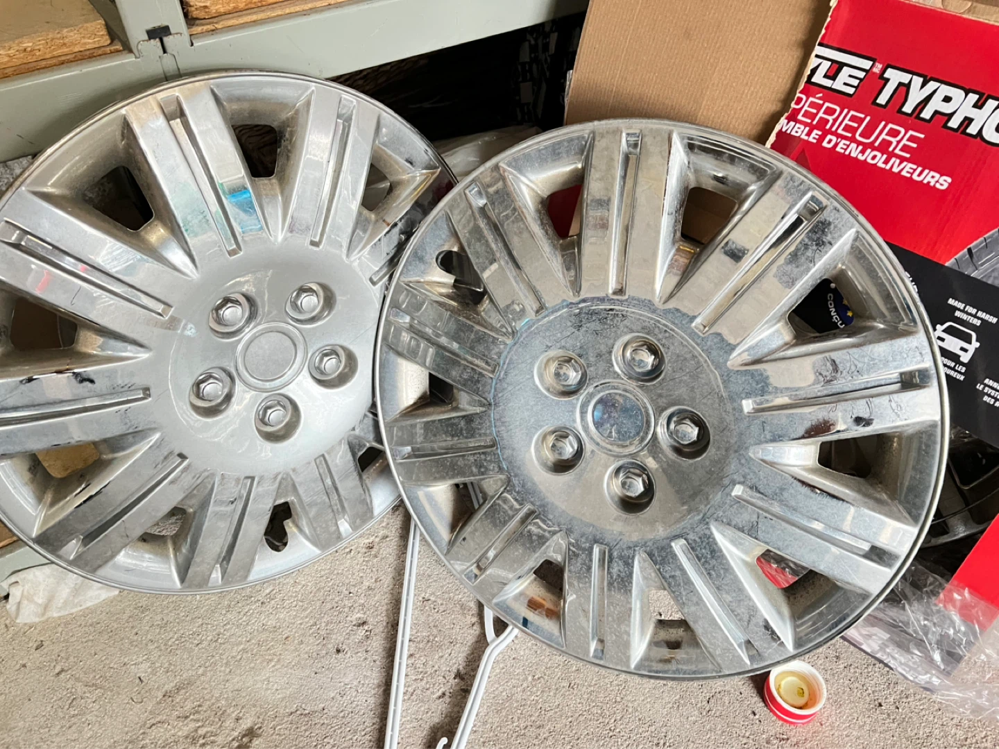2 x 17" Silver Hubcaps