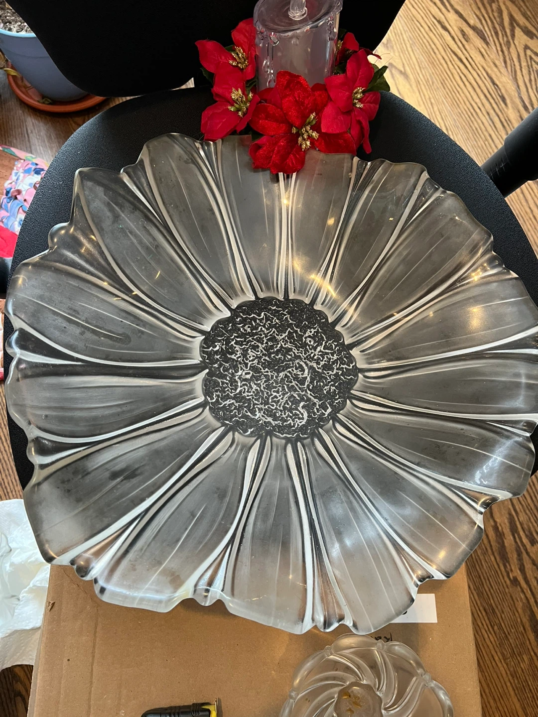 Glass Flower Serving Platter and Bowls Set - photo 4