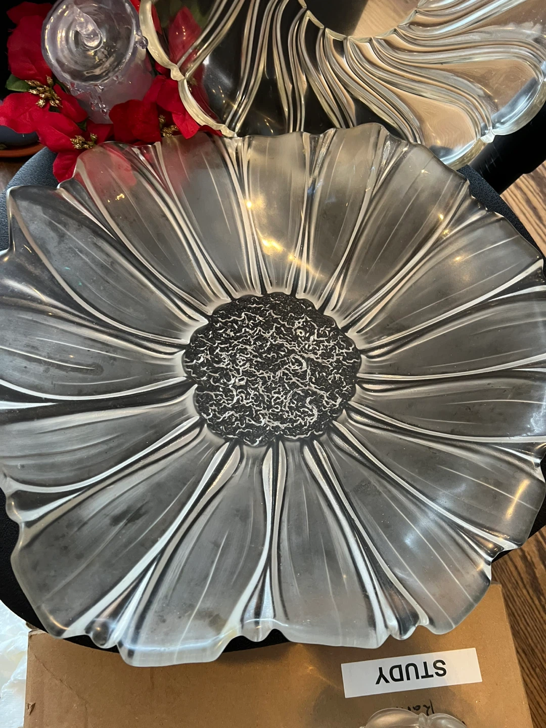 Glass Flower Serving Platter and Bowls Set - photo 5