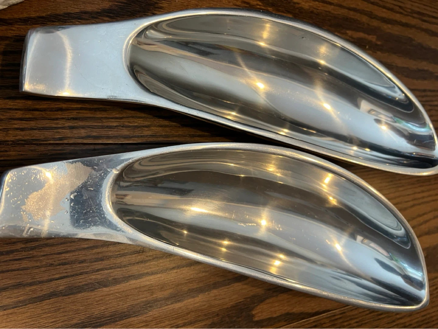 Set of 2 Silver Metal Scoops