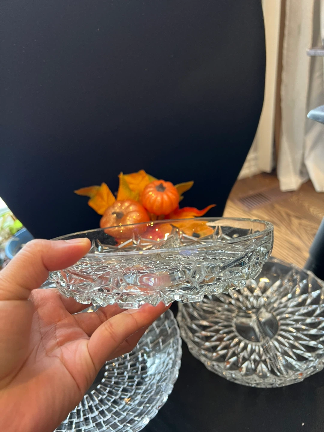 Set of 3 Glass Serving Trays with Fall Decor - photo 2