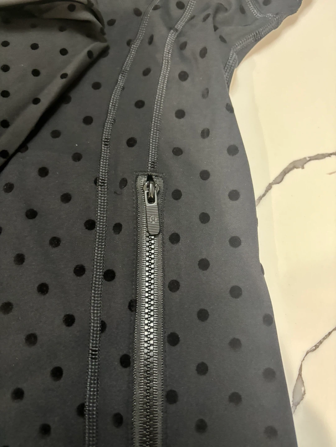 Lululemon polka dot set : define jacket and legging - photo 2