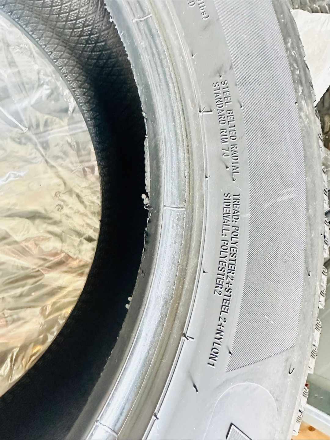 Winter HD617 Tire 235/60R18 103T - photo 5