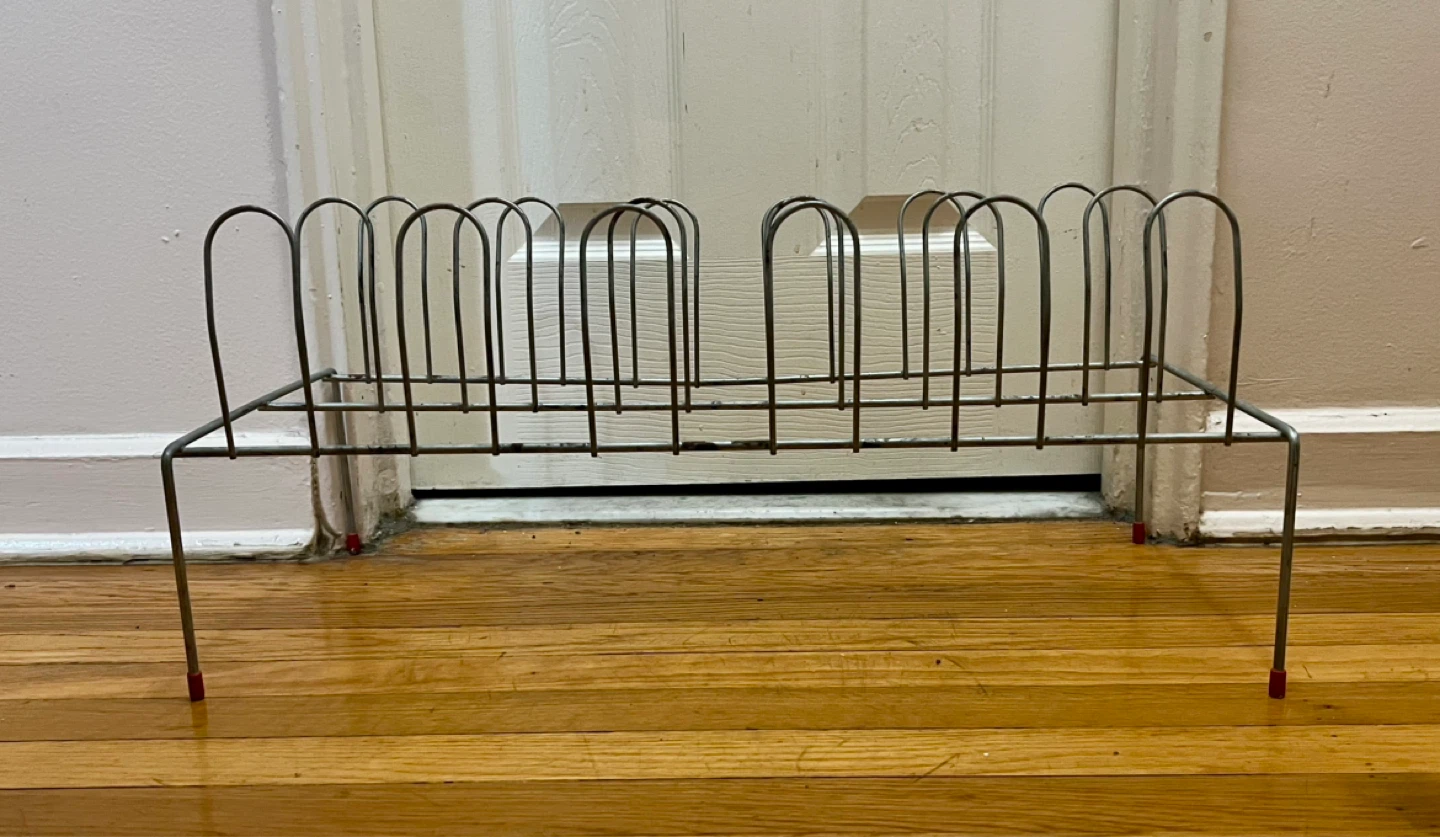 Late MCM/Vintage Freestanding Shoe Rack - photo 2