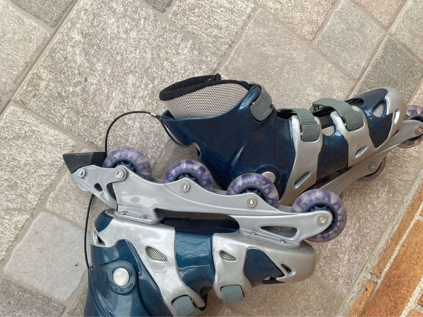 Cougar Inline Skates Size 10 - photo 3