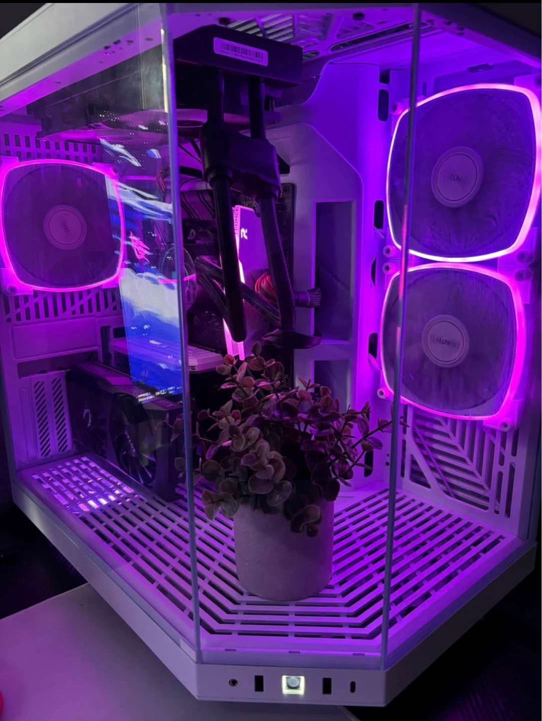 Custom Gaming PC - White Case with RGB Lighting - photo 3