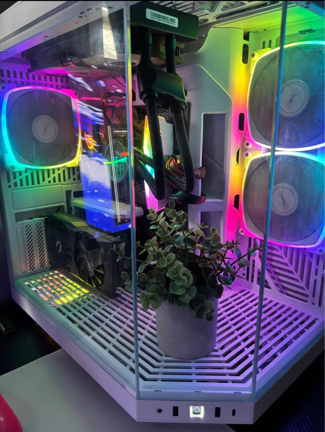 Custom Gaming PC - White Case with RGB Lighting - photo 4