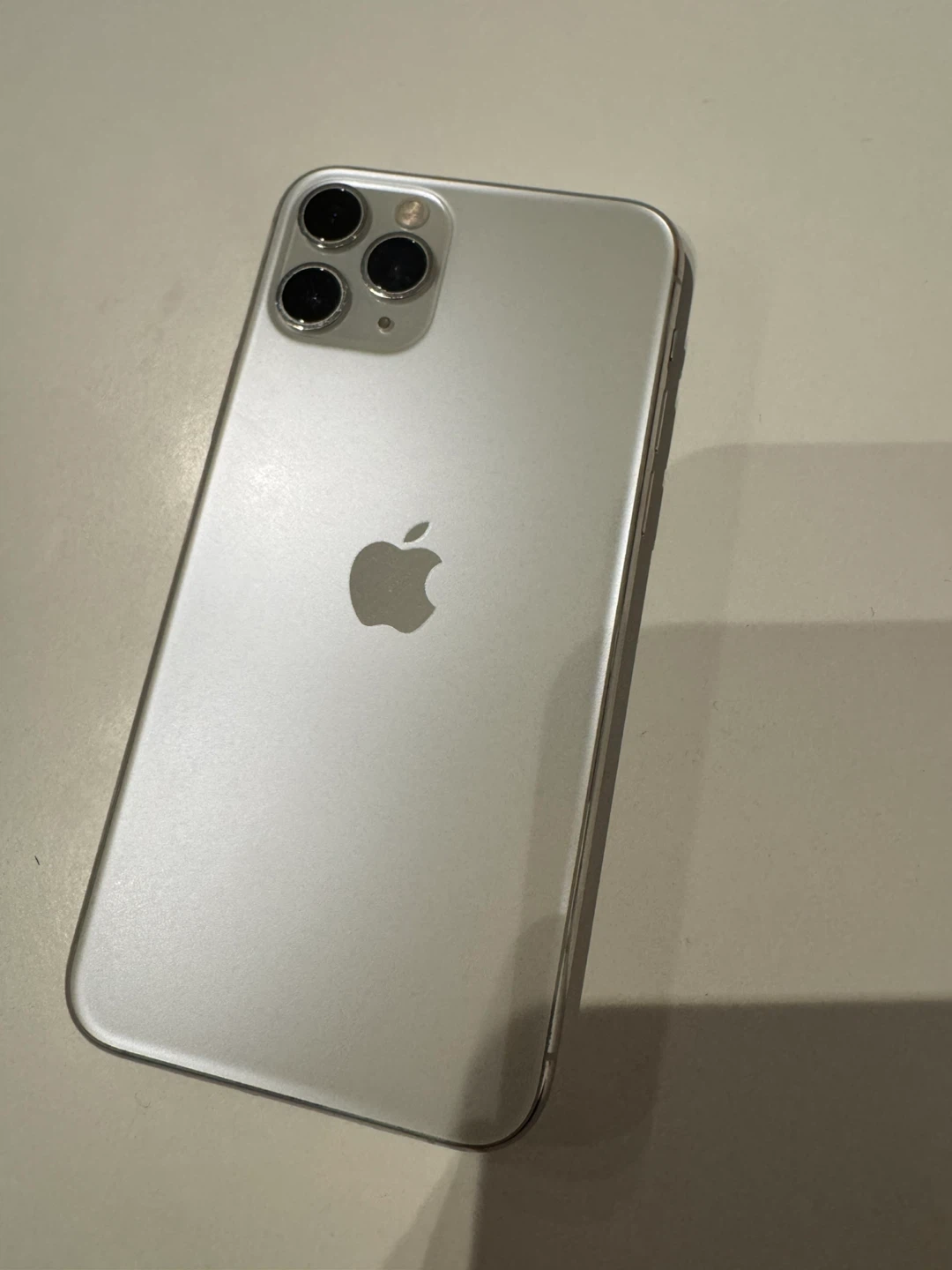 Apple iPhone 11 Pro - 256GB Silver (Unlocked) - photo 2
