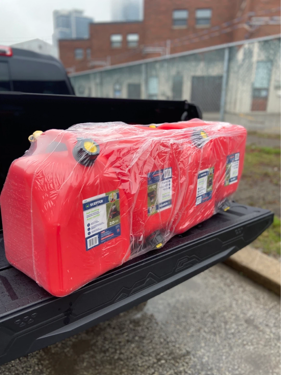 Red Gas Cans 20L 4 pack - photo 2
