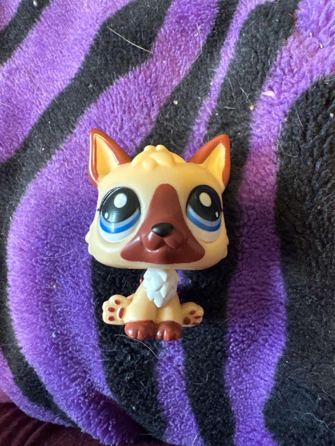 Littlest Pet Shop LPS Dog Figure