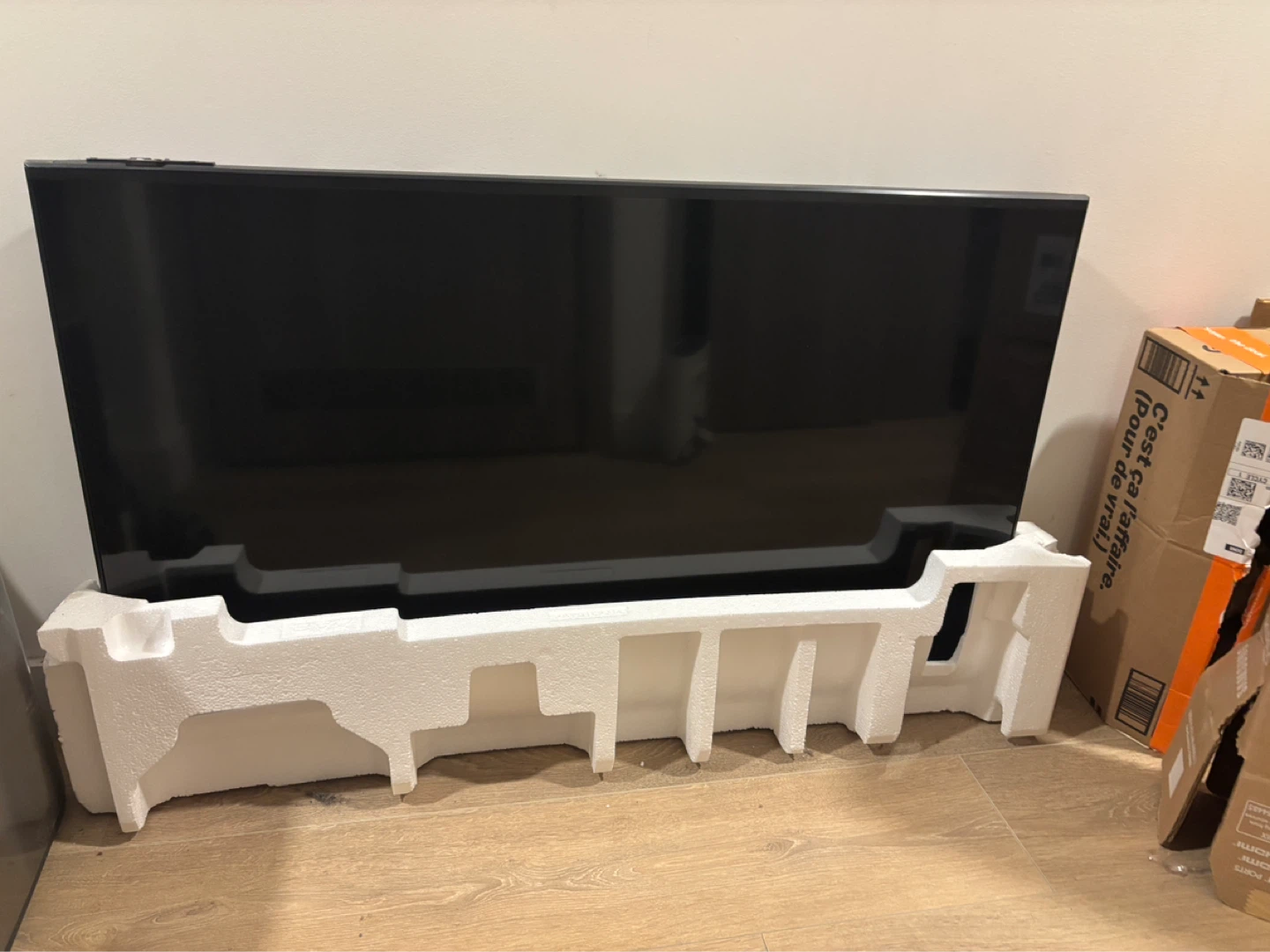 Samsung Crystal UHD DU6900 43" TV