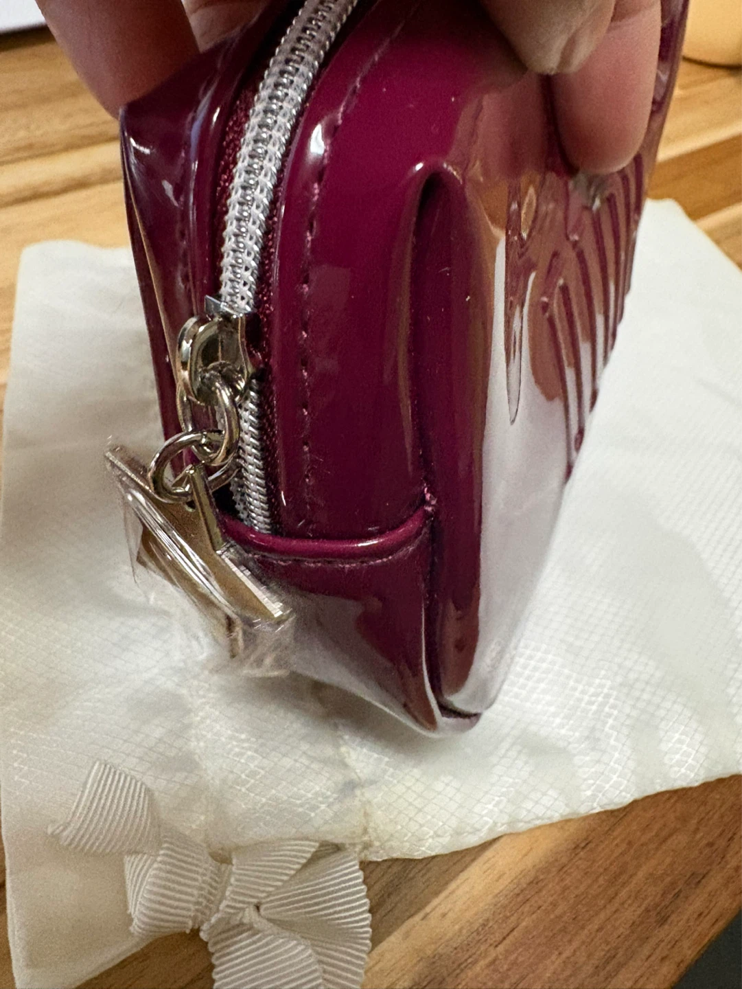 Dior Cosmetic Pouch - Burgundy Patent - photo 4