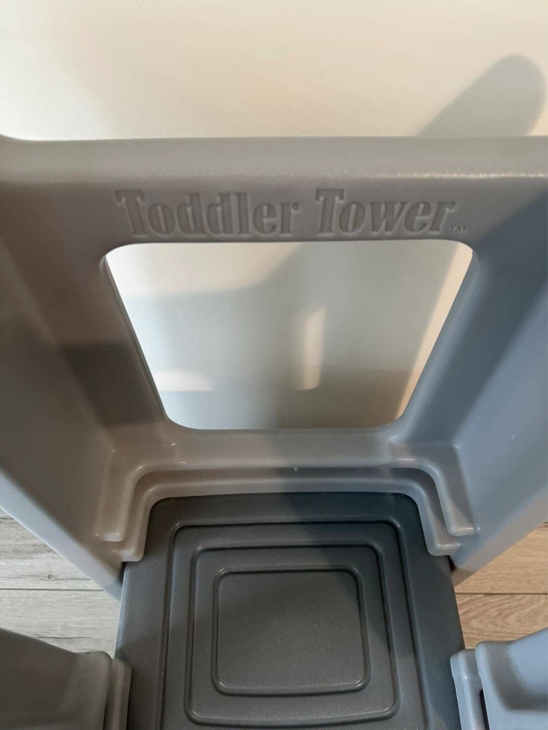Simplay3 Toddler Tower Adjustable Step Stool - photo 3