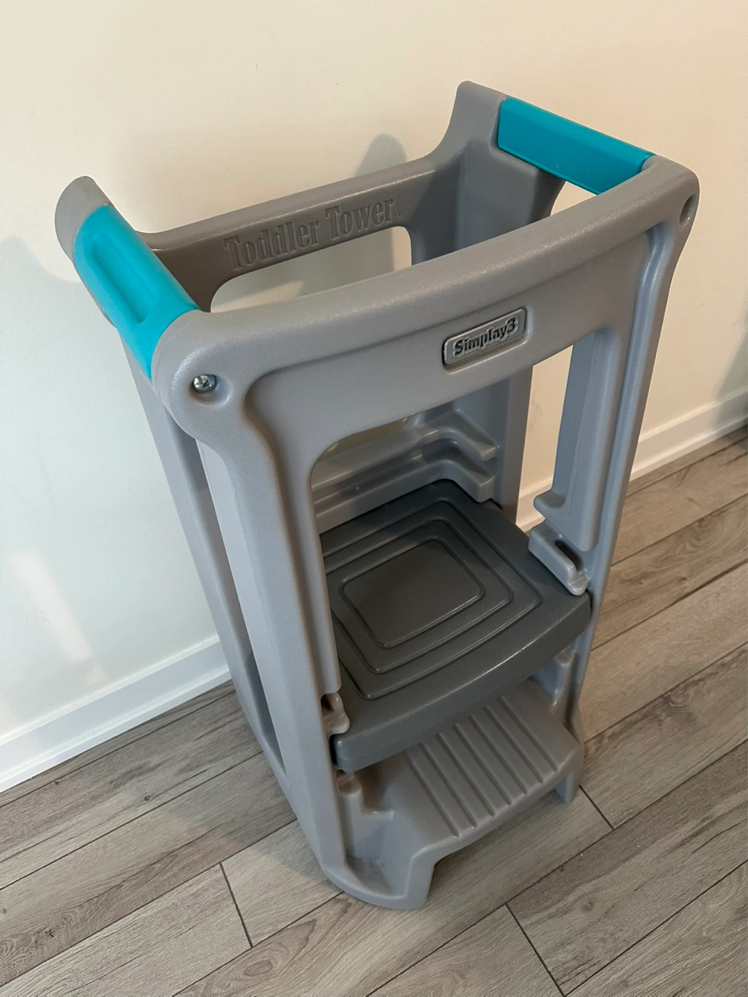 Simplay3 Toddler Tower Adjustable Step Stool - photo 2