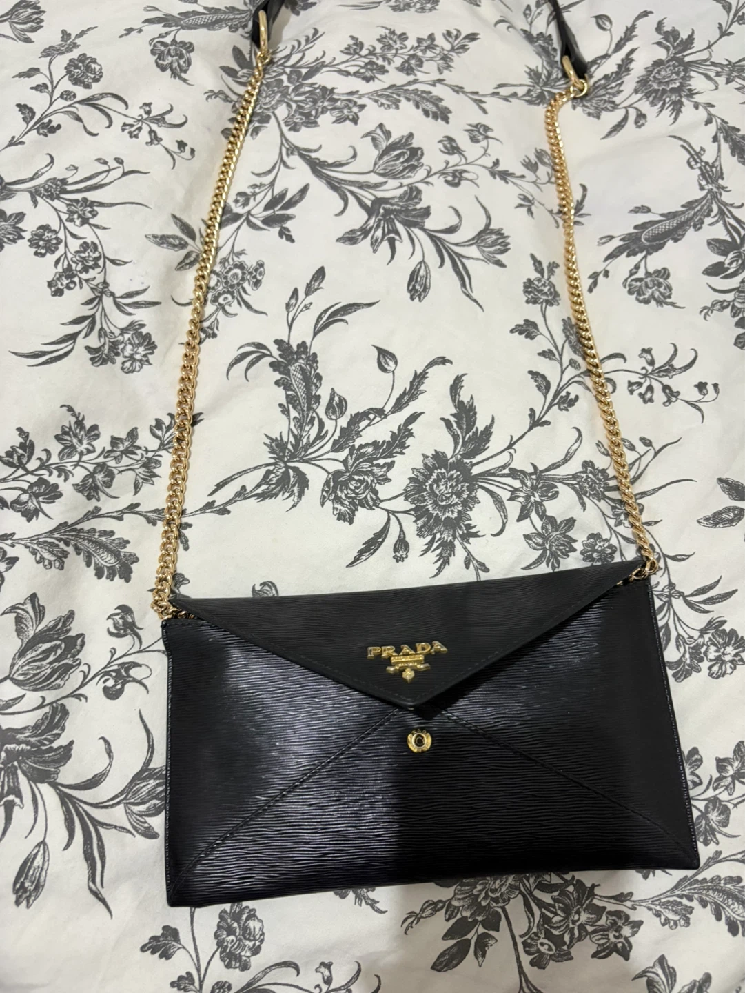 Prada Black Leather Chain Wallet - photo 2