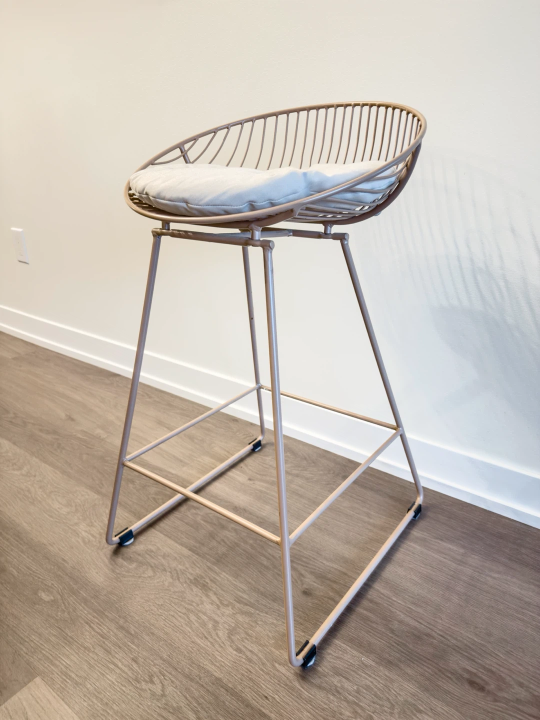 Set of 4 Metal Counter Height Stools with Cushions - photo 2